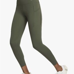 Nike Universa 7/8 Leggings with pockets